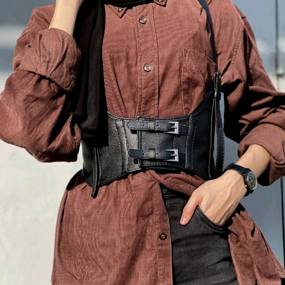 Stylish Black Leather Wide Buckle Waist Belt